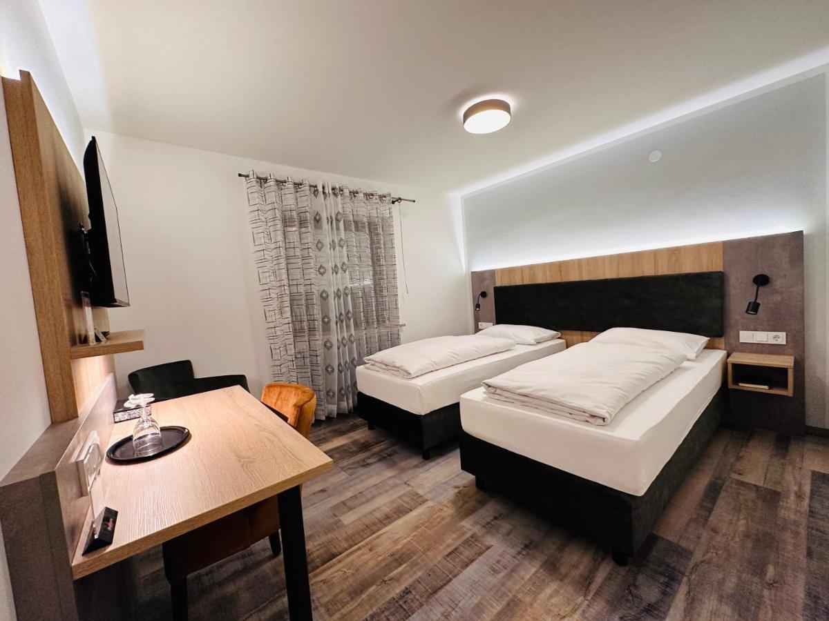 Hotel Franken فورشهايم المظهر الخارجي الصورة
