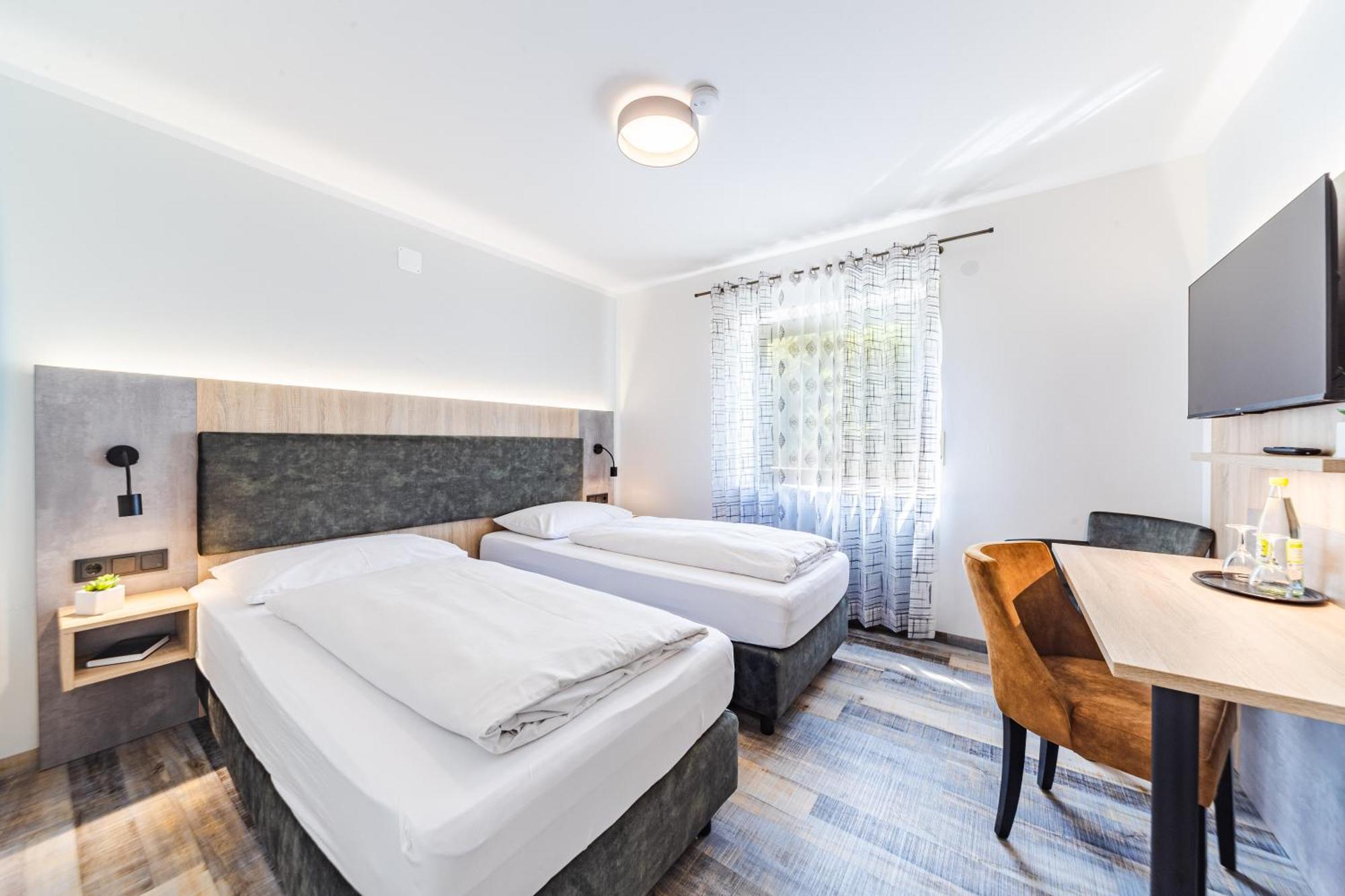 Hotel Franken فورشهايم المظهر الخارجي الصورة